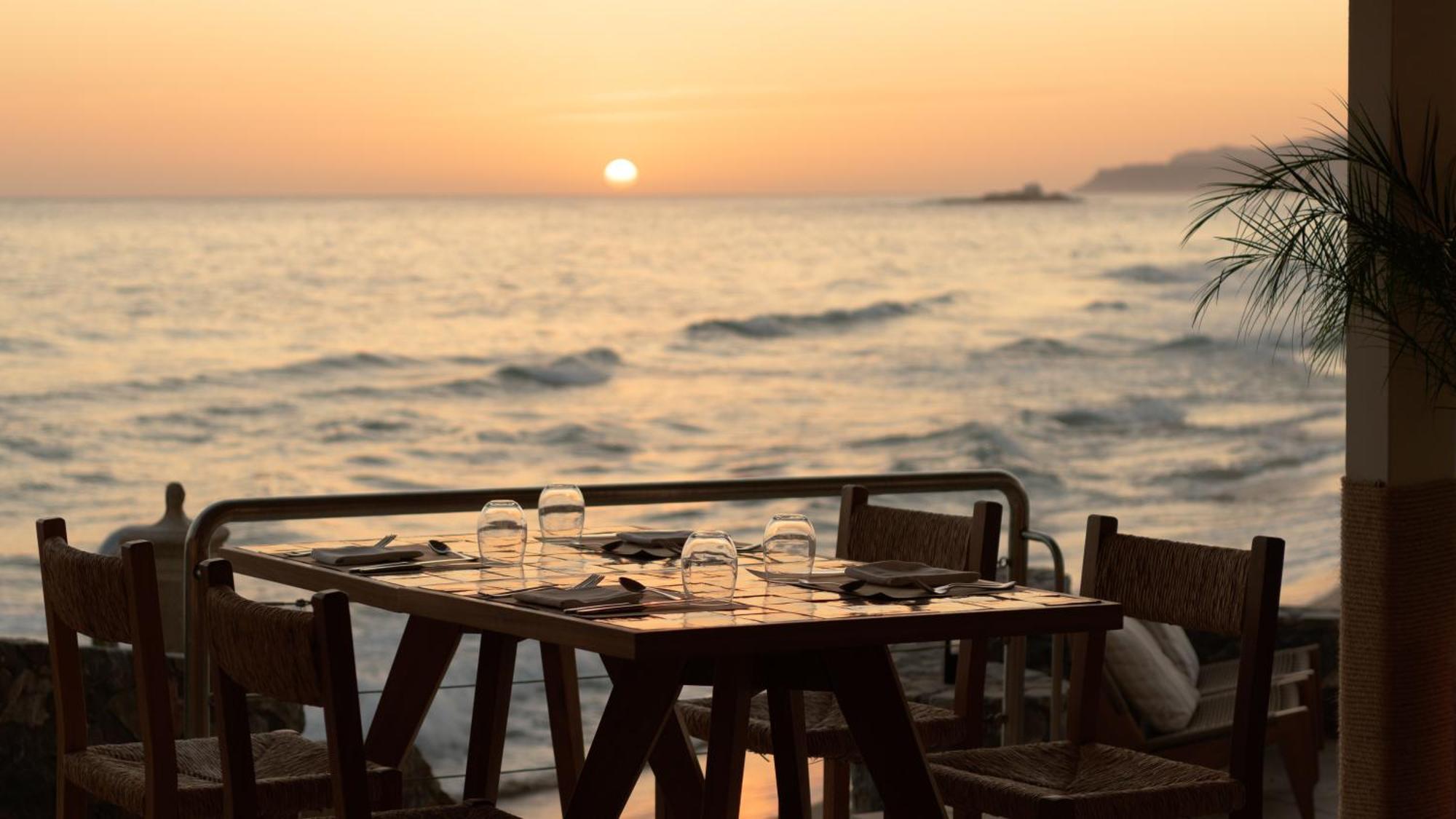 Ikaros Beach, Luxury Resort & Spa - Adults Only มาเลีย ภายนอก รูปภาพ