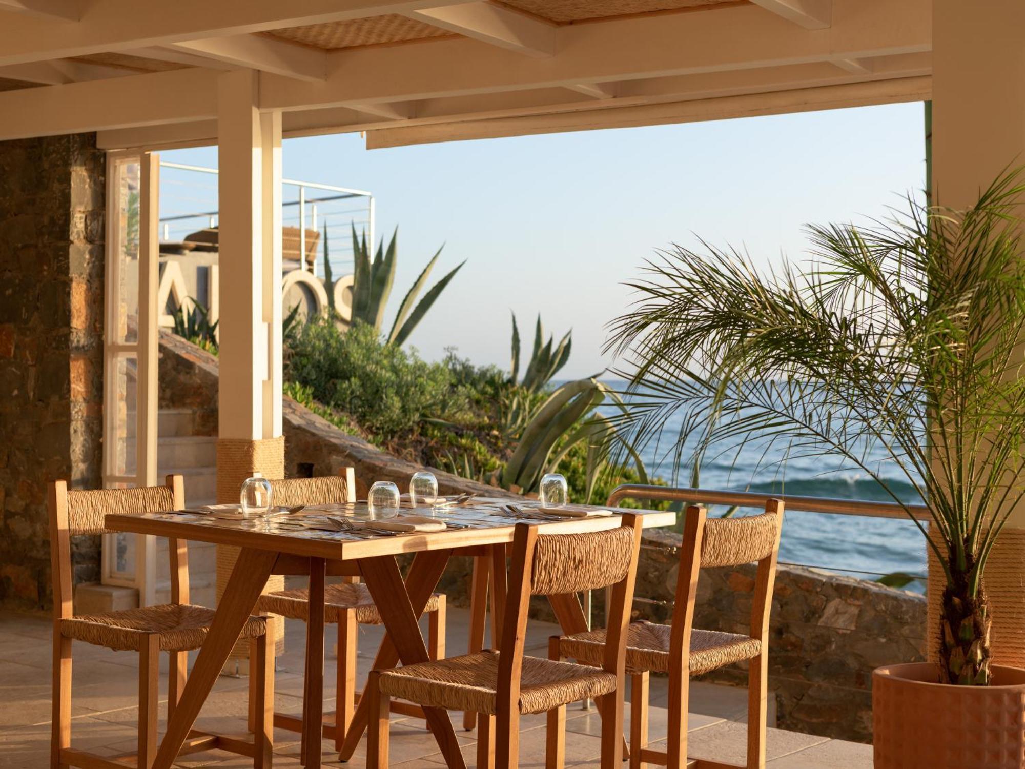 Ikaros Beach, Luxury Resort & Spa - Adults Only มาเลีย ภายนอก รูปภาพ